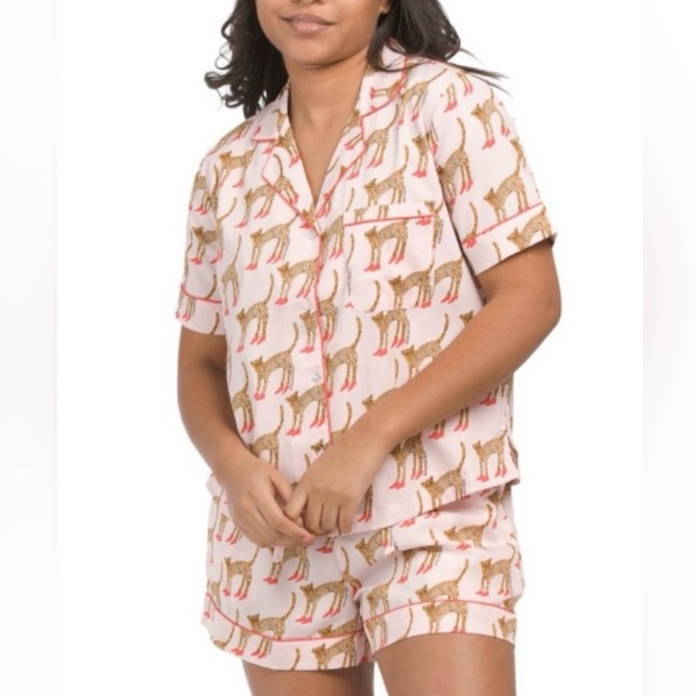 BOUFFANTS & BROKEN HEARTS High Heel Leopard Pajama Short Set - Picture 9 of 10